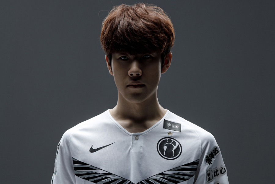 【战报】2025LPL春季赛 V5 2-0 FPX，Langx大发神威，V5保留晋级希望